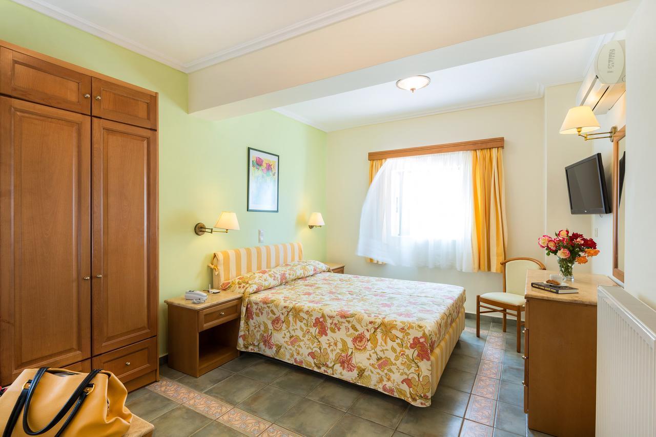 Andreolas Luxury Suites Циливи Екстериор снимка