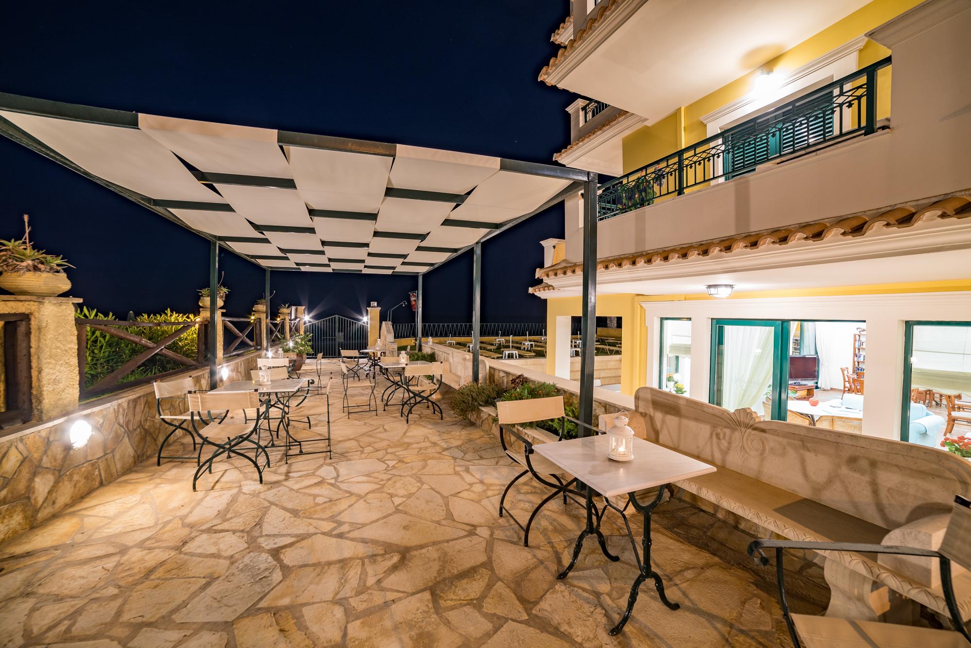 Andreolas Luxury Suites Циливи Екстериор снимка