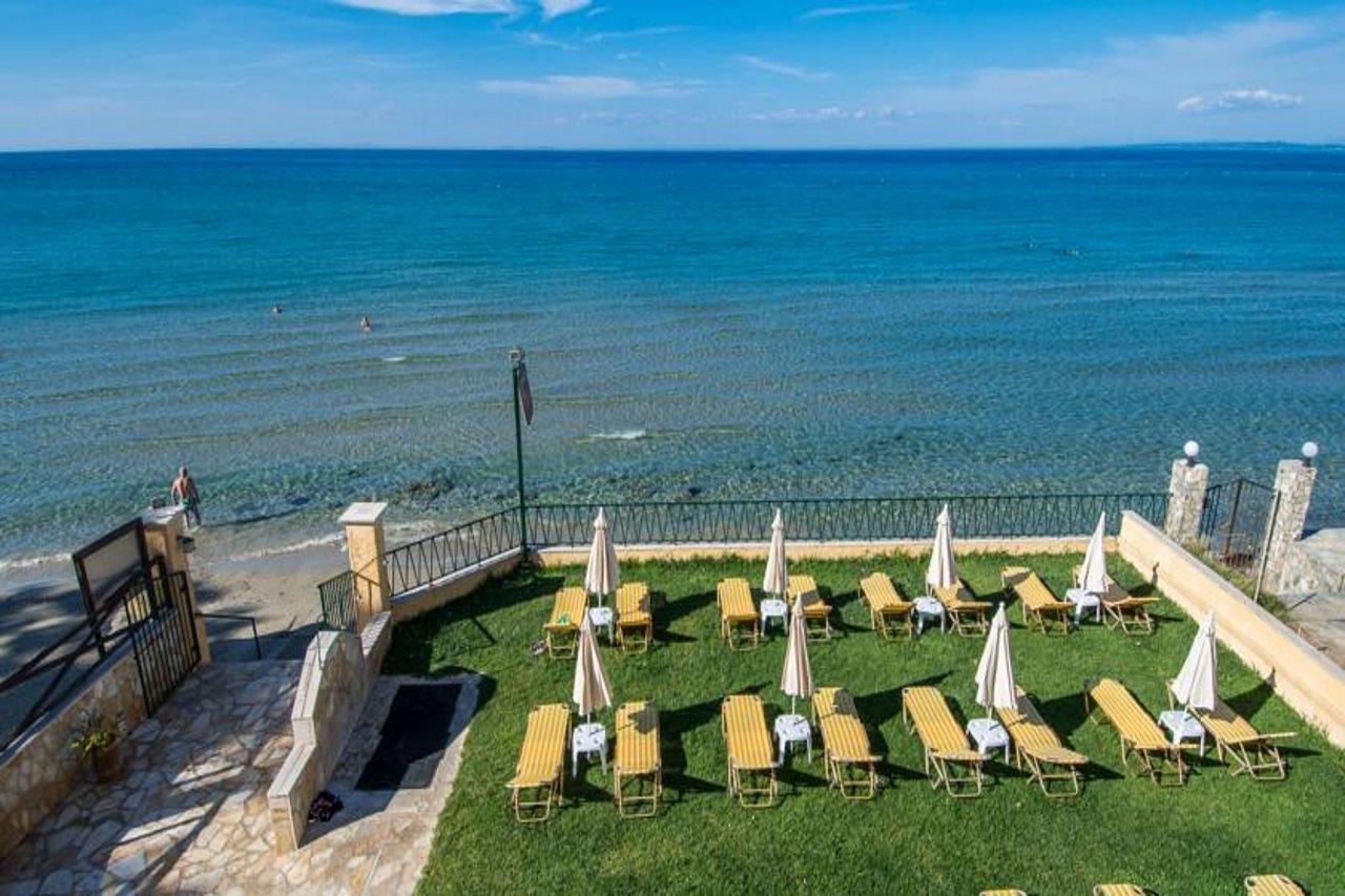 Andreolas Luxury Suites Циливи Екстериор снимка