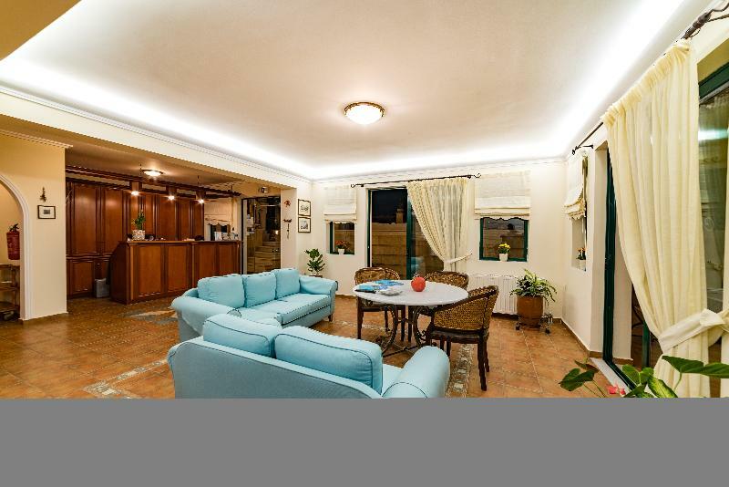 Andreolas Luxury Suites Циливи Екстериор снимка